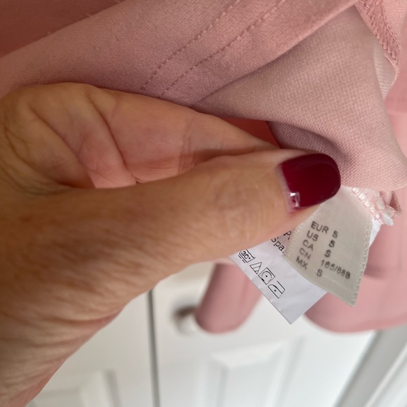 Lady’s top - Picture 3 of 3